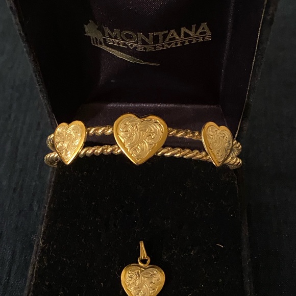 Montana Silversmiths Gold and Silver Heart Bracelet Plus Necklace Pendant - Picture 1 of 7